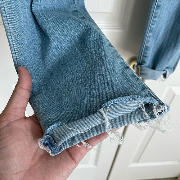 Universal Thread Midrise Jeans - Picture 7 of 9